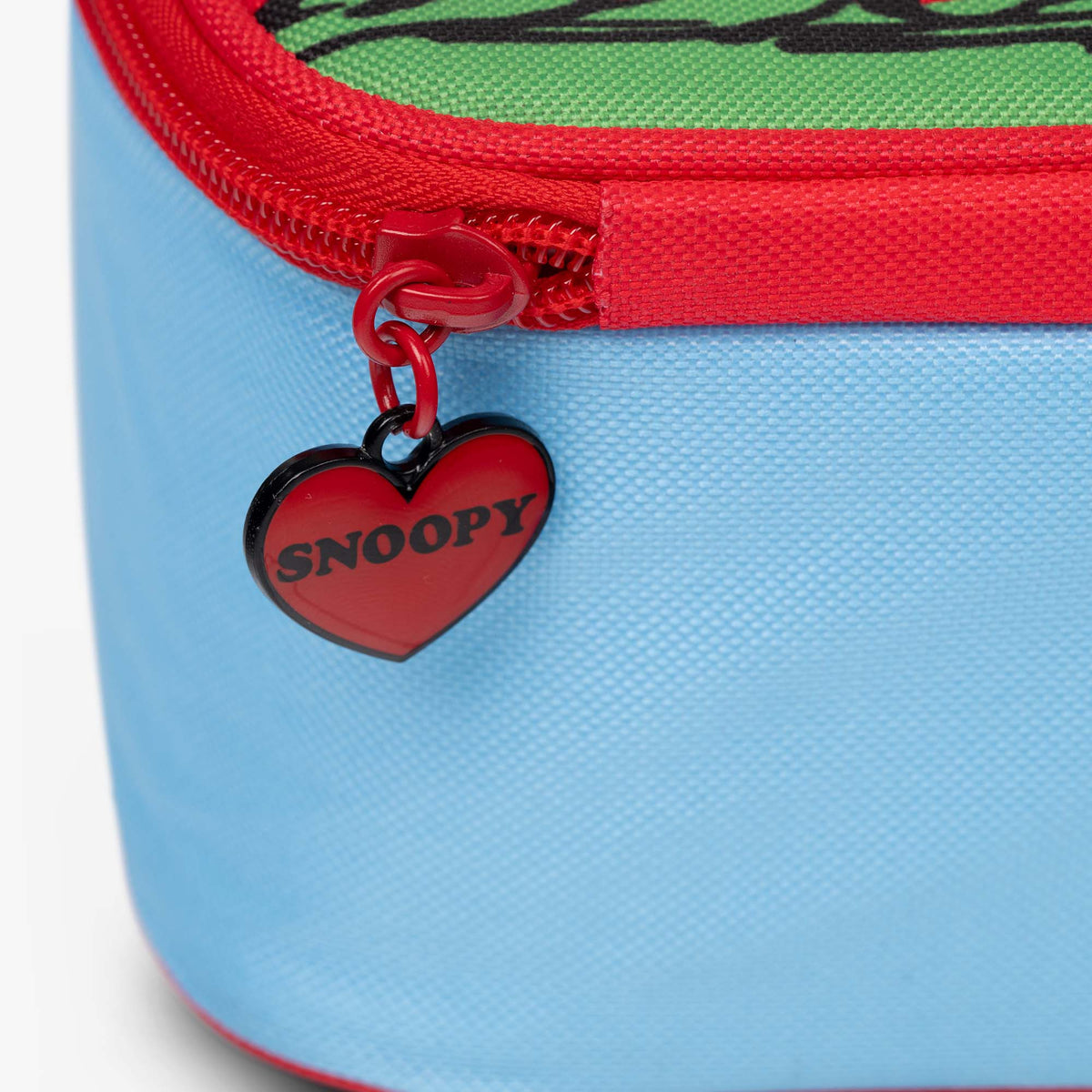snoopy-s-doghouse-horizontal-lunch-cooler-bag-i0 00028034-Z.jpg