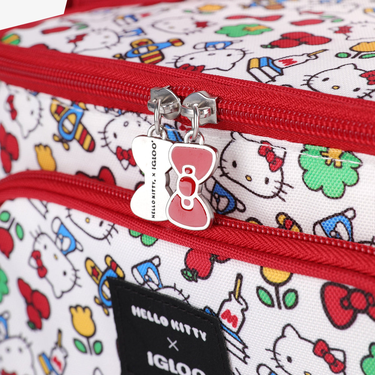 hello-kitty-square-lunch-cooler-bag-b0 00048910-C8.jpg