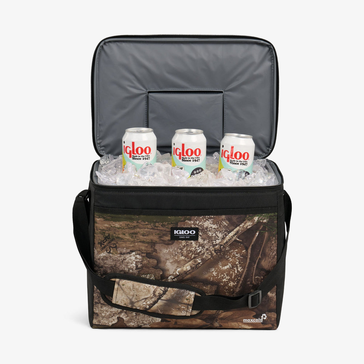 realtree-apx-hlc-28-can-bag-j5 00064354-P4-2025.jpg