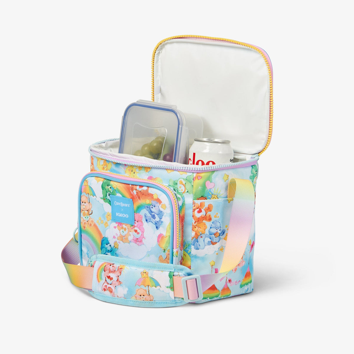 the-care-bearstm-clouds-square-lunch-bag-q0 00066102_3.jpg